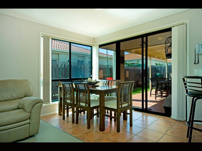 36 Marble Arch Place, Arundel QLD 4214