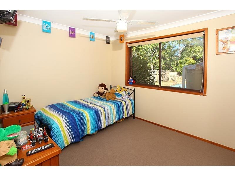 8 Lexington Drive, Worongary QLD 4213