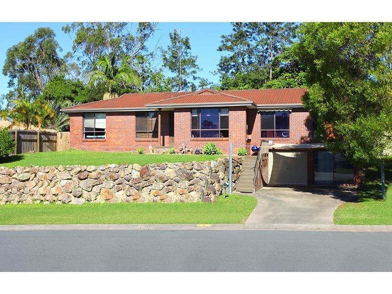 8 Lexington Drive, Worongary QLD 4213