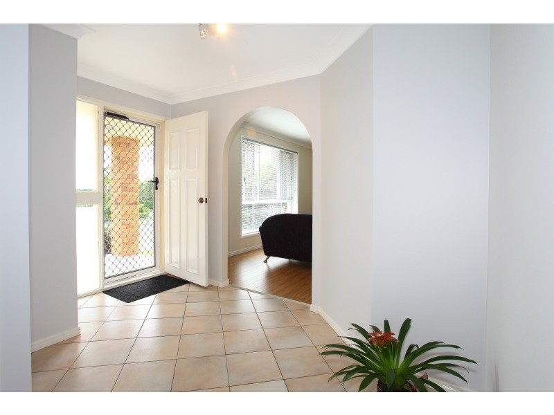 3 Trafalgar Street, Highland Park QLD 4211