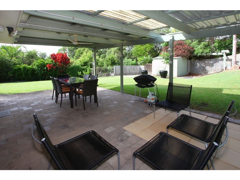 3 Trafalgar Street, Highland Park QLD 4211