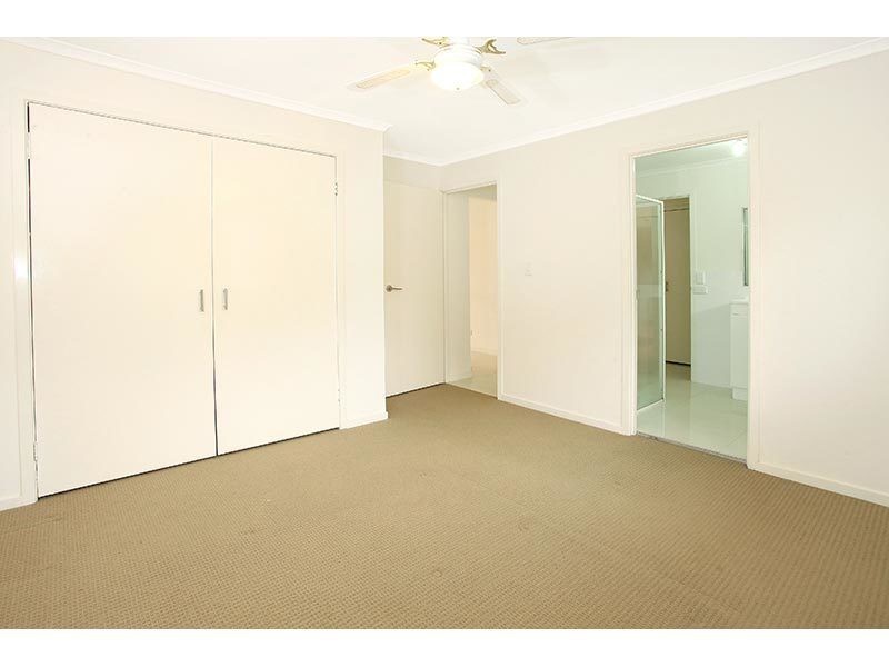6 Pauline Place, Highland Park QLD 4211