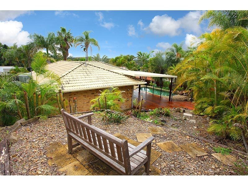 6 Pauline Place, Highland Park QLD 4211