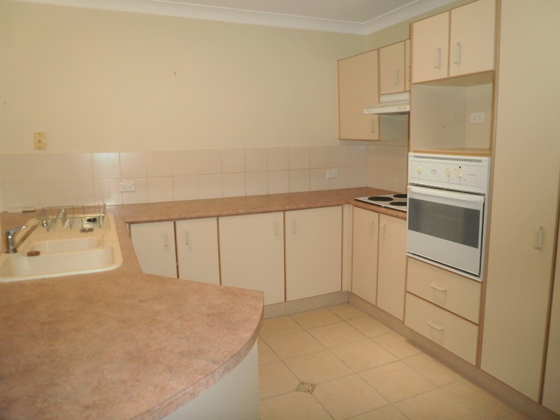 2/38 Ancona Street, Carrara QLD 4211