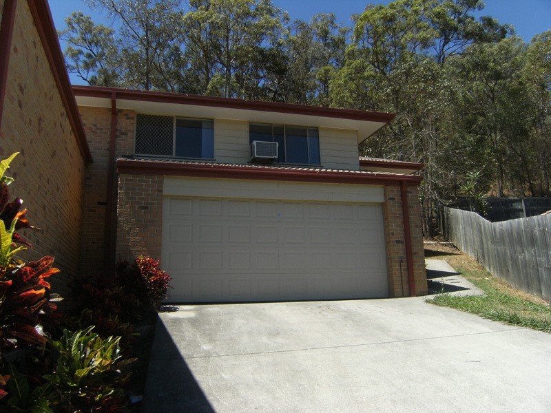 2/76 Paddington Drive, Carrara QLD 4211