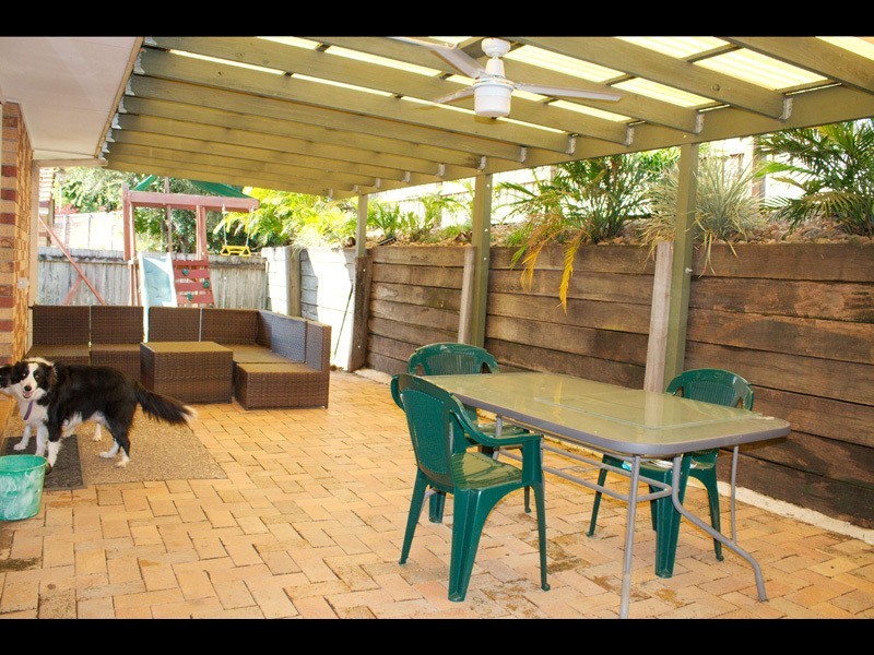 6 Gumleaf Court, Nerang QLD 4211