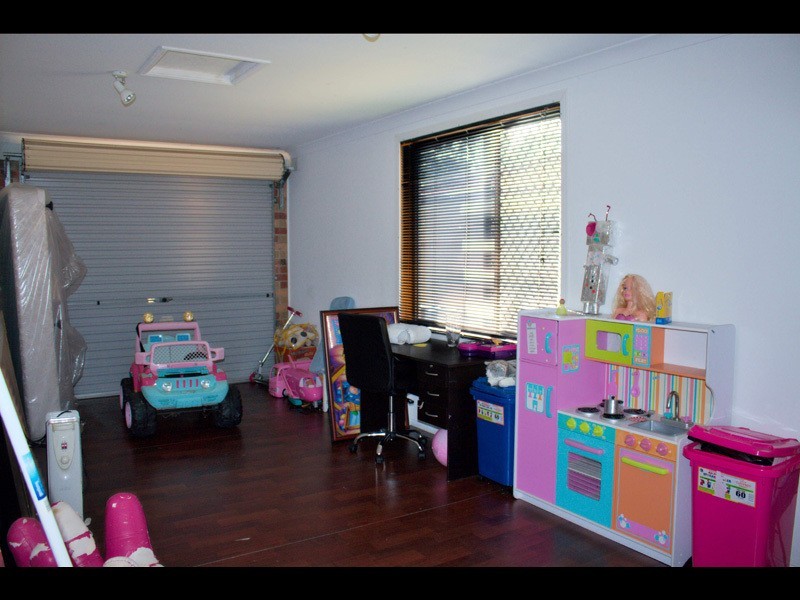 6 Gumleaf Court, Nerang QLD 4211
