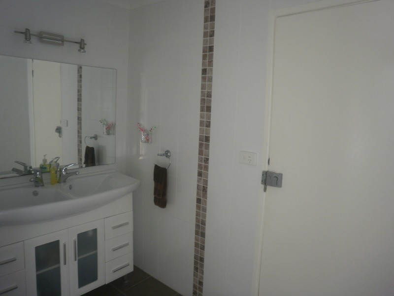 15 St Petersburg Place, Nerang QLD 4211