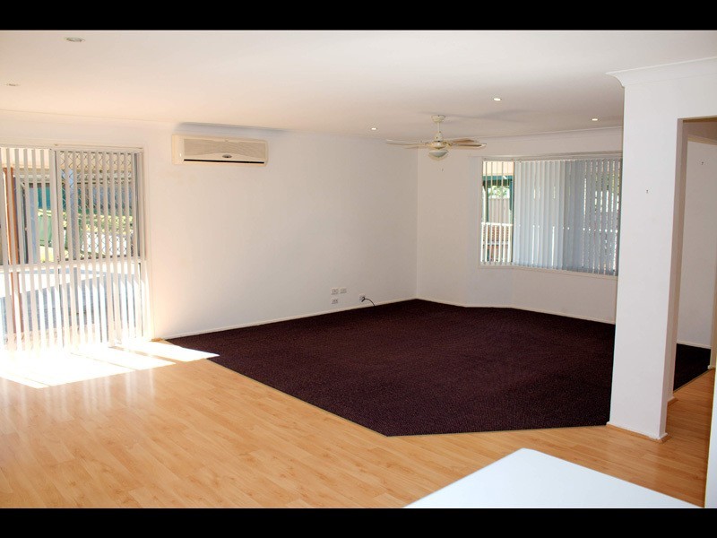 12 Mataranka Drive, Worongary QLD 4213