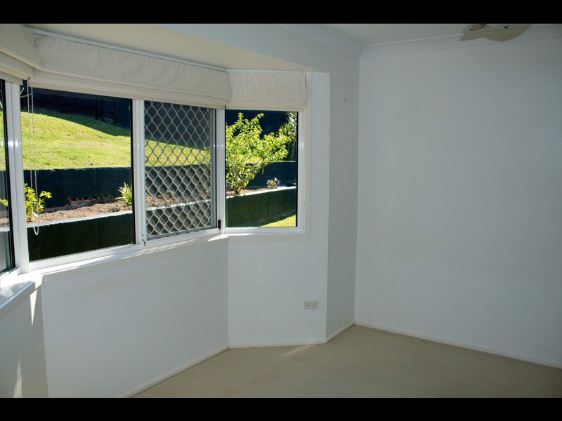 12 Mataranka Drive, Worongary QLD 4213