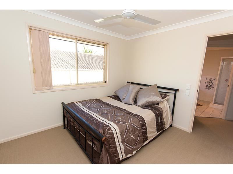 33 Riverpark Drive, Nerang QLD 4211