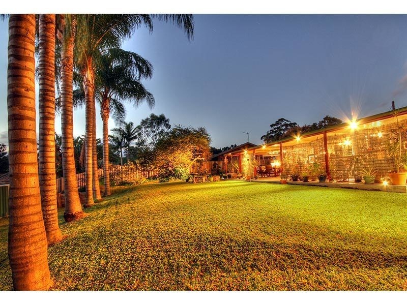 11 Bartlett Avenue, Nerang QLD 4211