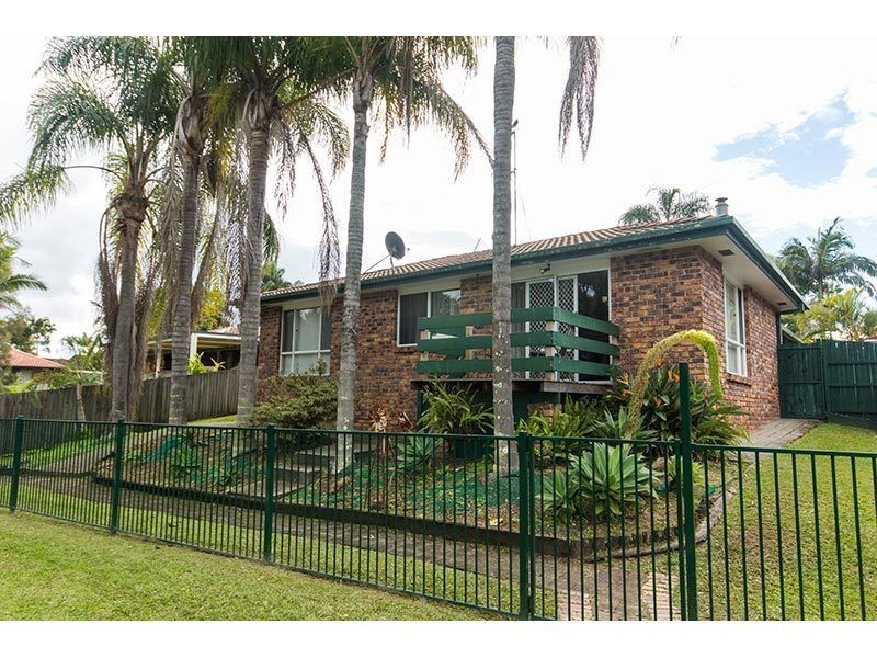 18 Farro Court, Carrara QLD 4211