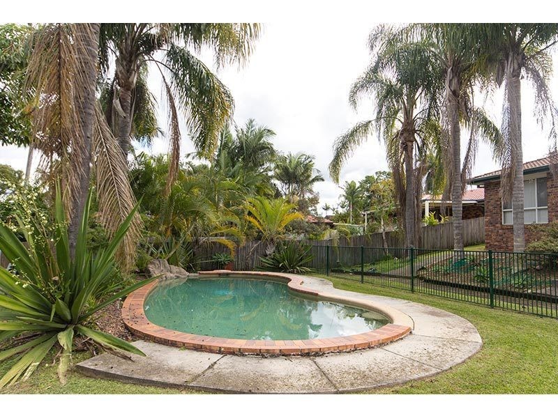 18 Farro Court, Carrara QLD 4211