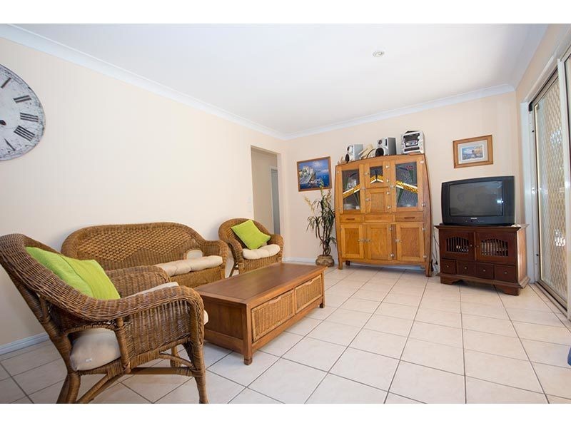 23 Glengarry Close, Highland Park QLD 4211