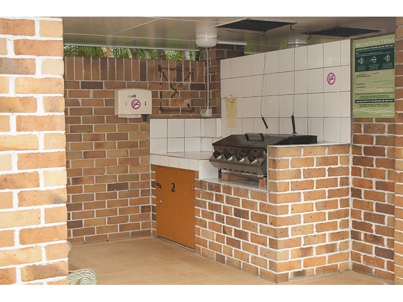 119/97 Edmund Rice Drive, Southport QLD 4215