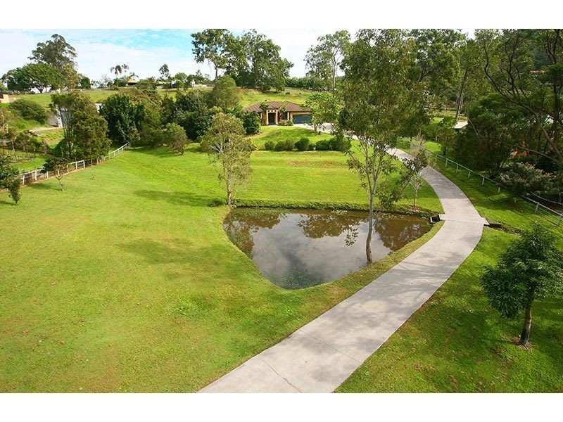 10 Ibrox Park Court, Nerang QLD 4211