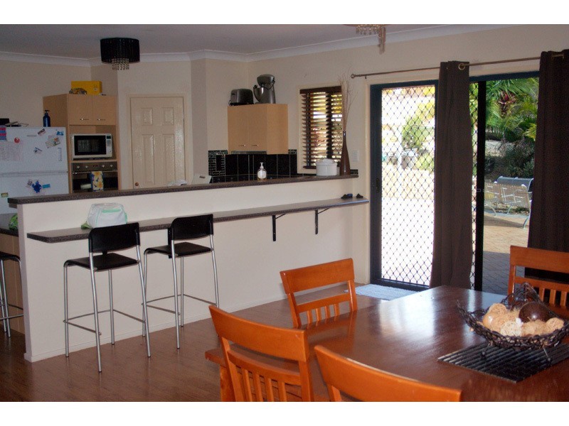 25 Nature Valley Court, Tallai QLD 4213