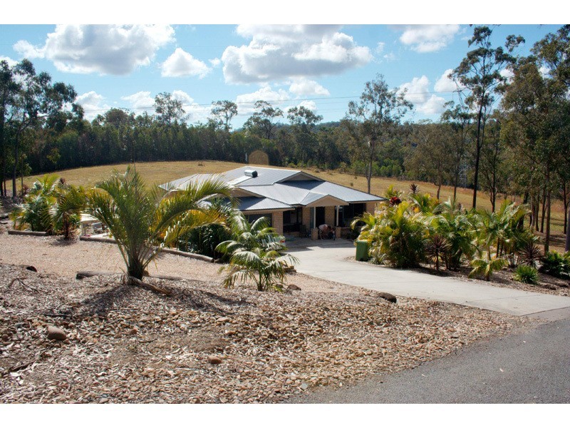 25 Nature Valley Court, Tallai QLD 4213