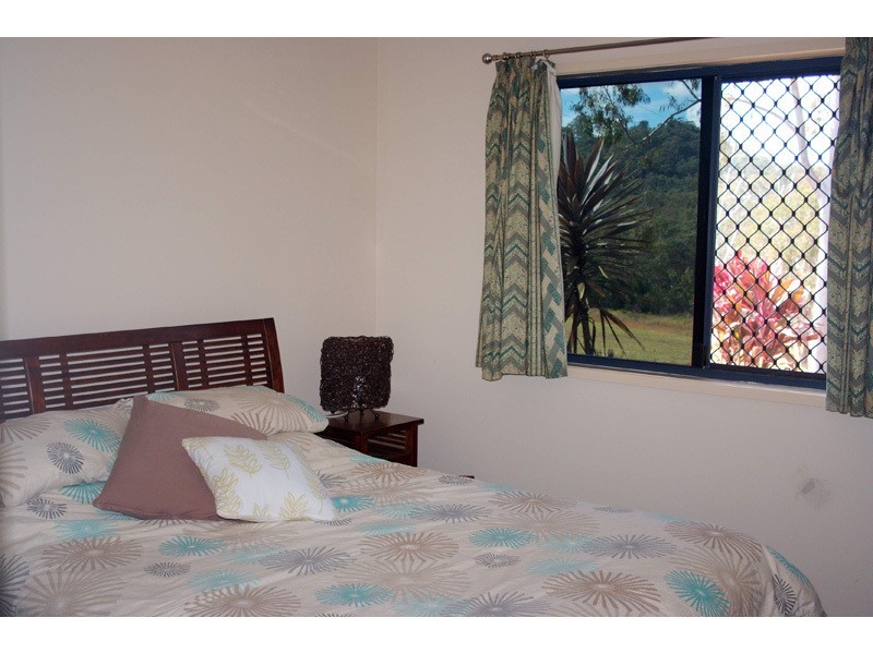 25 Nature Valley Court, Tallai QLD 4213