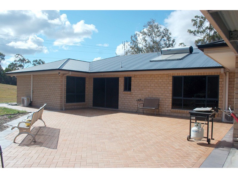 25 Nature Valley Court, Tallai QLD 4213