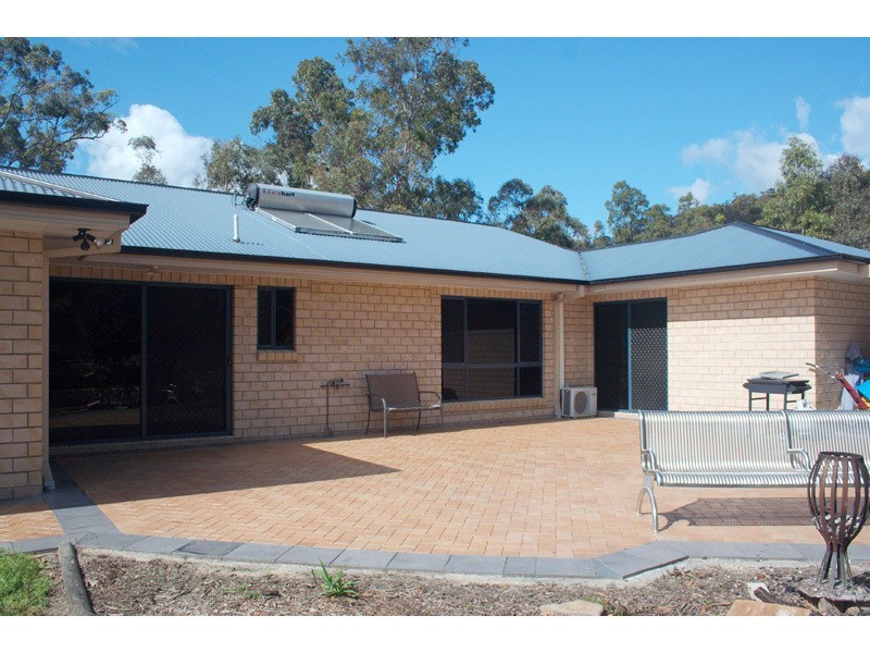 25 Nature Valley Court, Tallai QLD 4213