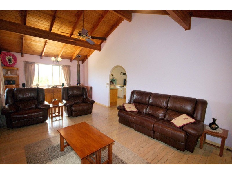 6 Andamooka Avenue, Worongary QLD 4213