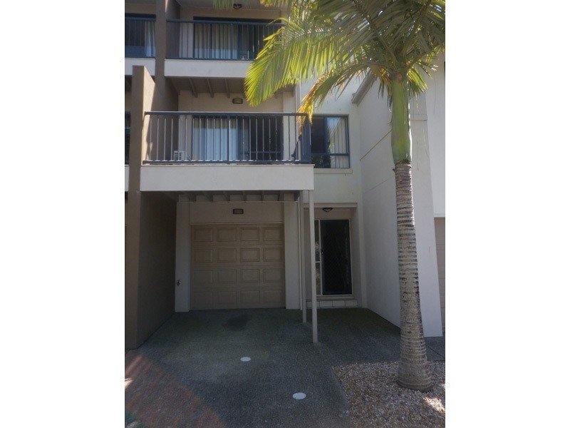 3/7 Bowden Court, Nerang QLD 4211