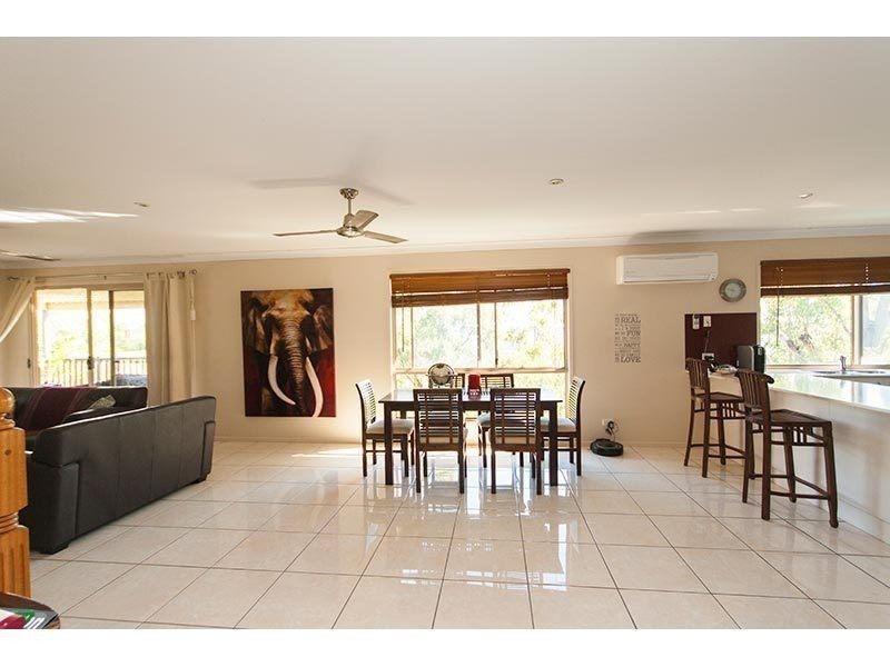56 Tara Vista Boulevard, Highland Park QLD 4211