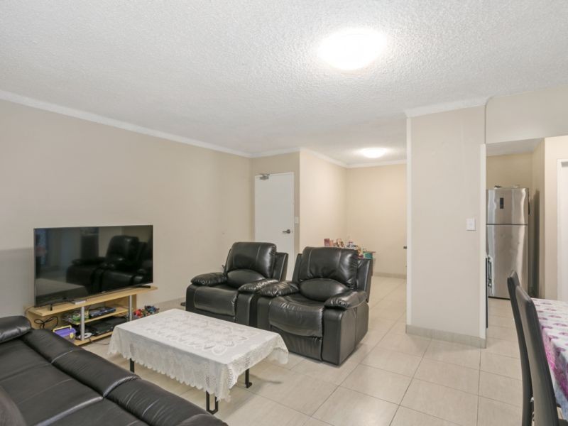 10 Drummond St, Warwick Farm NSW 2170