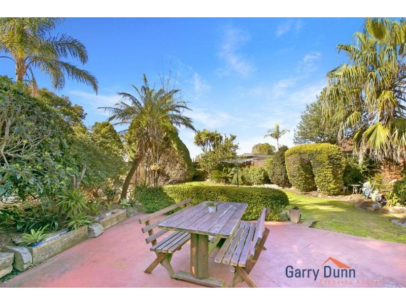 6 Norman Ave, Hammondville NSW 2170