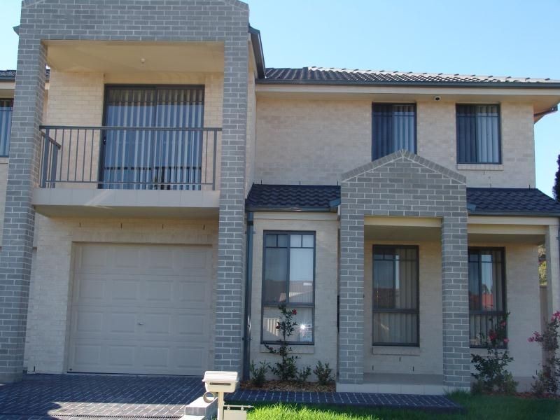 16B Wellwood Ave, Moorebank NSW 2170