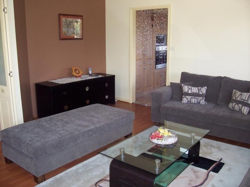 8 Colo Court, Wattle Grove NSW 2173