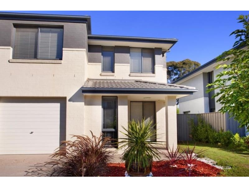 28 Whitfield Parade, Hammondville NSW 2170