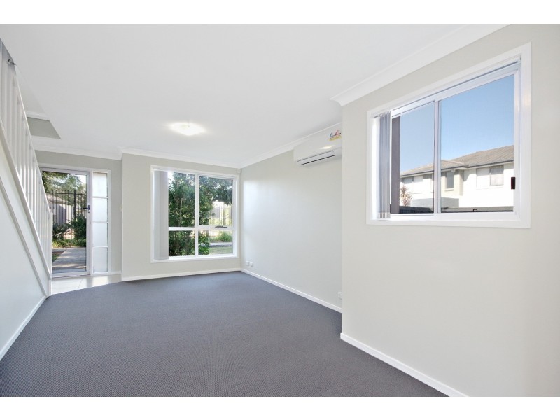 31 Northcott Boulevard, Hammondville NSW 2170