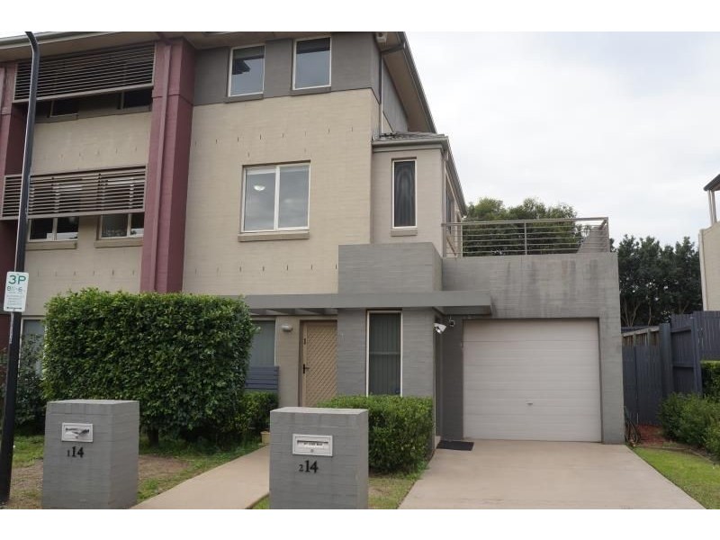 2/14 Margate Avenue, Holsworthy NSW 2173