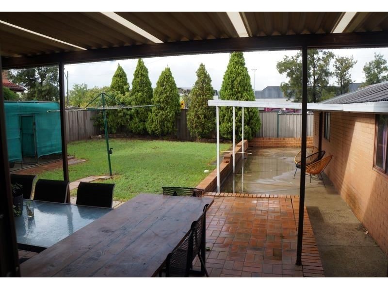 4 Ironbark Avenue, Casula NSW 2170