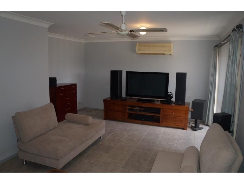 16 Morley Avenue, Hammondville NSW 2170