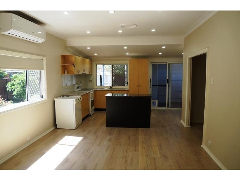 213 Nuwarra Road, Moorebank NSW 2170