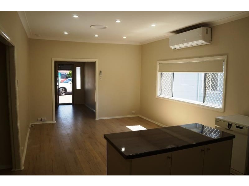 213 Nuwarra Road, Moorebank NSW 2170