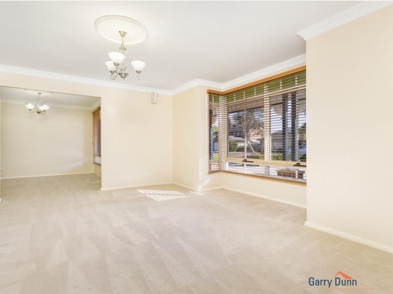 5 Pilliga St, Wattle Grove NSW 2173