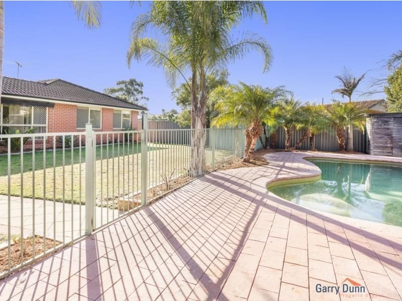 5 Pilliga St, Wattle Grove NSW 2173