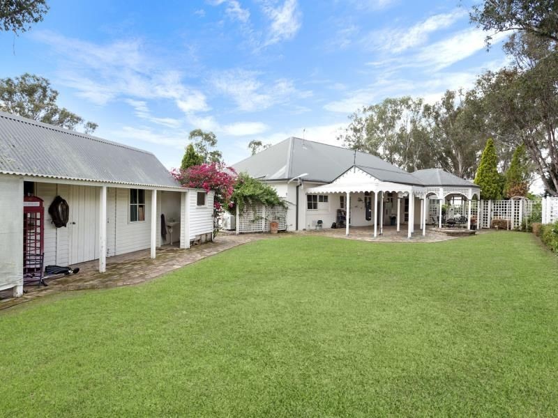 27 Cubitt Drive, Denham Court NSW 2565
