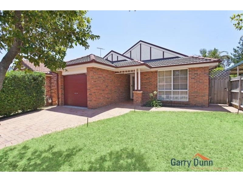 15 Castle Rock Court, Wattle Grove NSW 2173