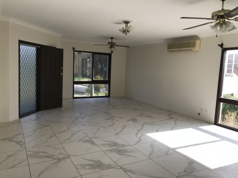 17 St Andrews Boulevard, Casula NSW 2170