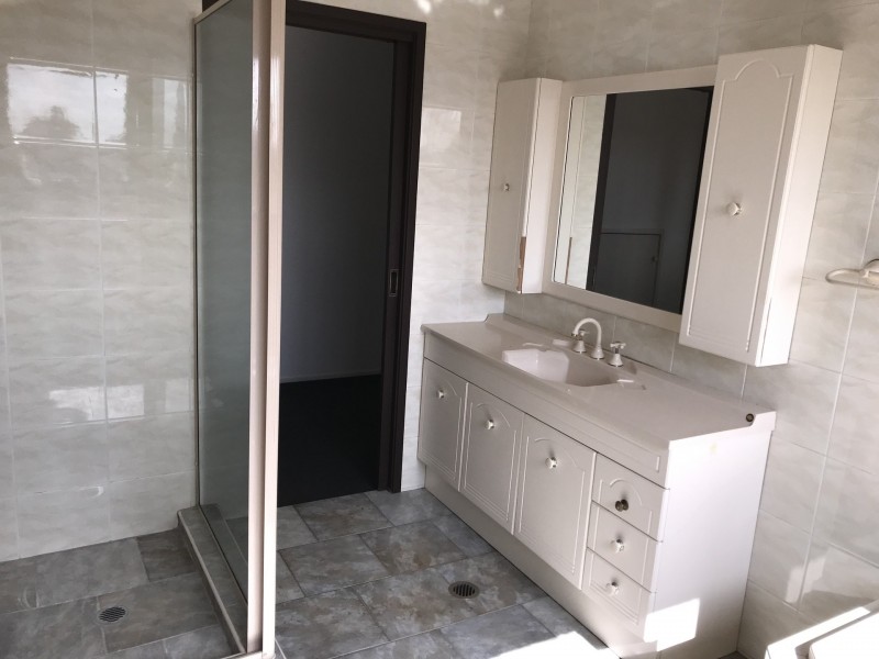 17 St Andrews Boulevard, Casula NSW 2170