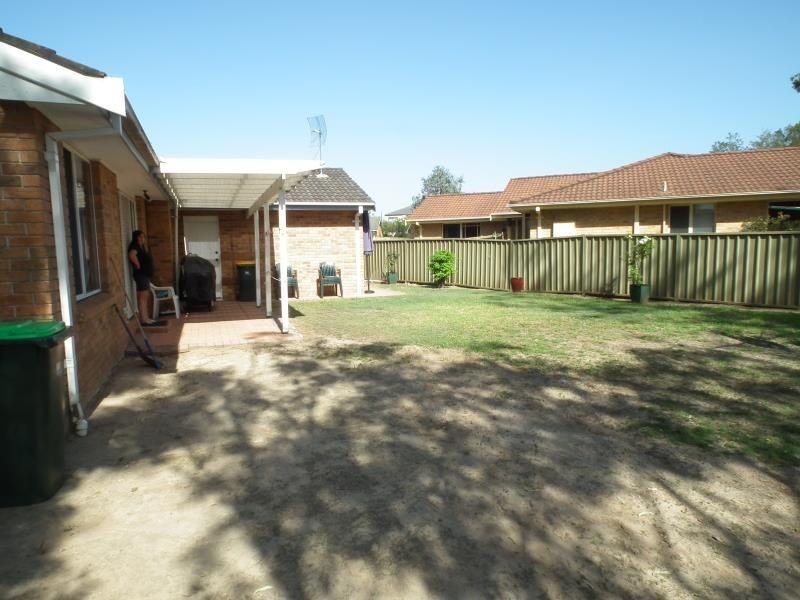 9 Bibury Close, Chipping Norton NSW 2170