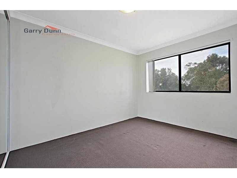4/15 Hart Street, Warwick Farm NSW 2170