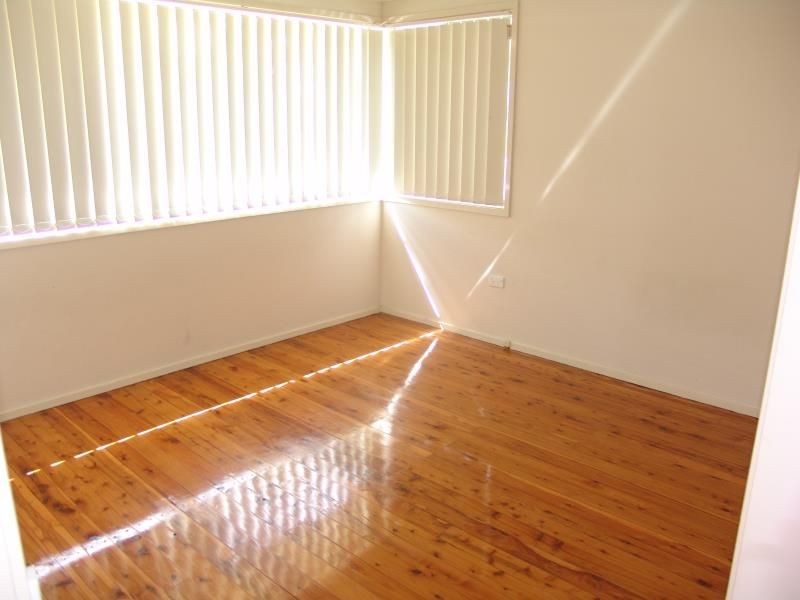 7 Evans Avenue, Moorebank NSW 2170