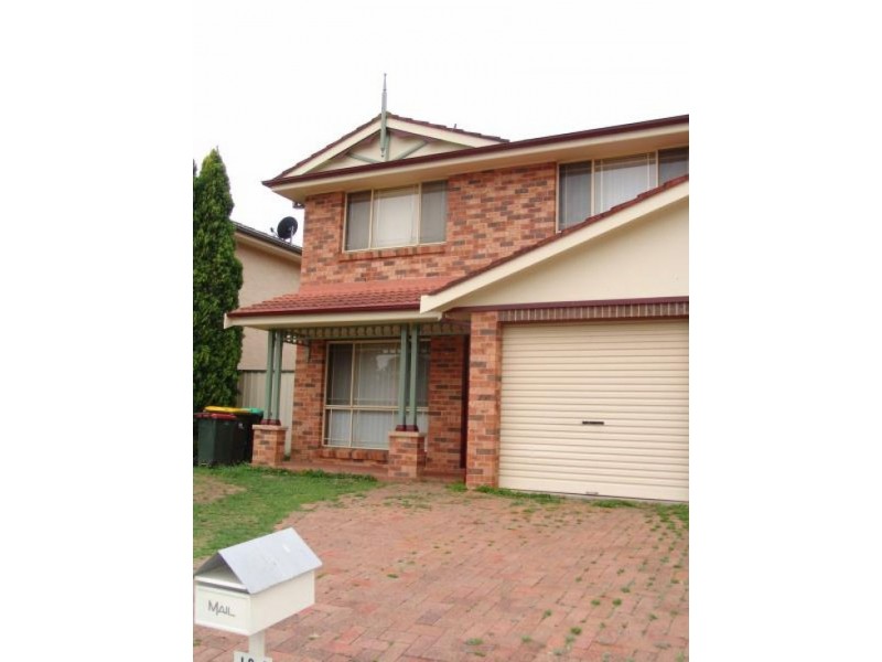 1/18 Wellwood Avenue, Moorebank NSW 2170
